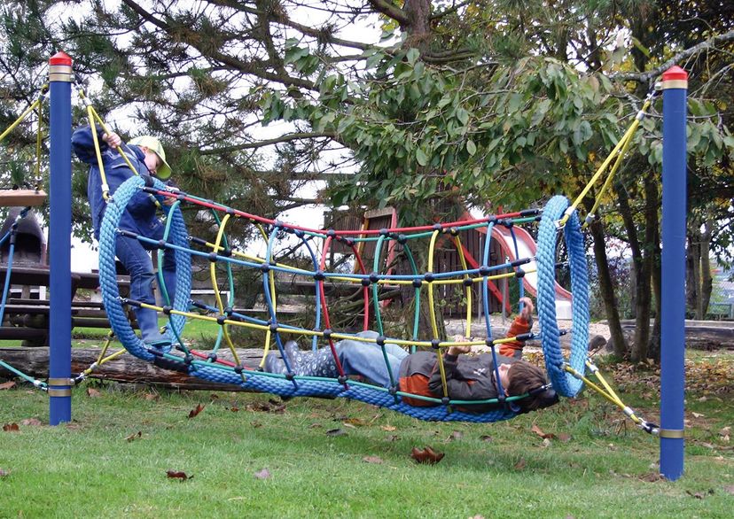 Climbing play - adventure tunnel, for robinia posts