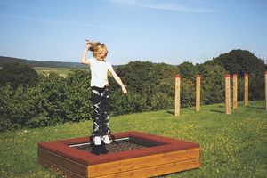 Mini-Trampolin zum Aufstellen mit hochwertiger Holzverkleidung