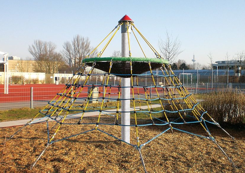 Seilnetz-Pyramide Dino 3