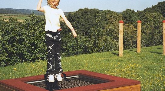 Mini-Trampolin zum Aufstellen mit hochwertiger Holzverkleidung