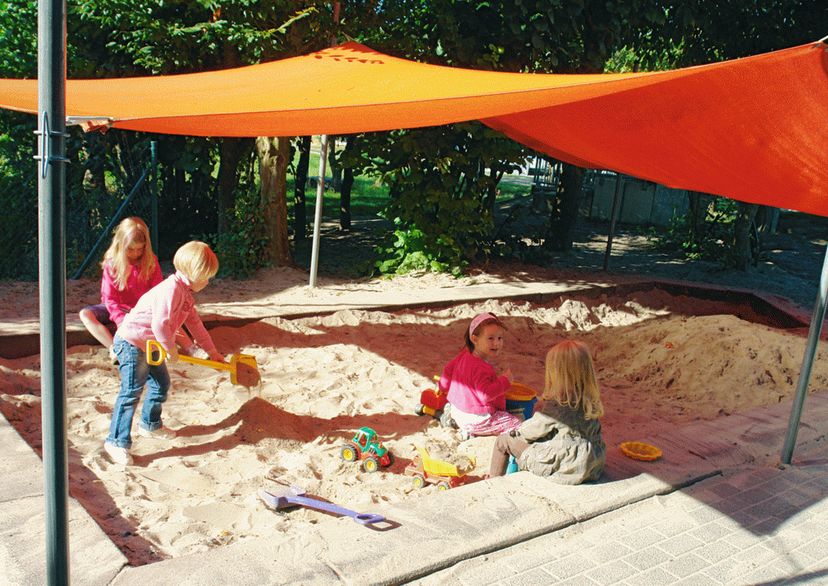 Sun pavilion cover combination, without ground sleeves