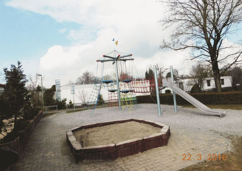 Bird´s Nest Tree with bridge and slide - Steel