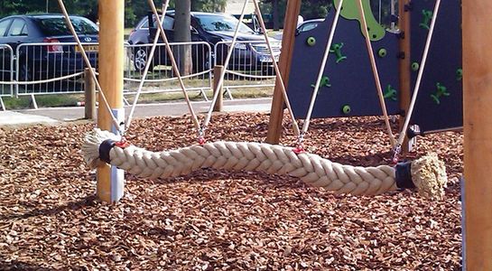 Super-Tampen-Swinger Mini, Standpfosten aus Douglasie