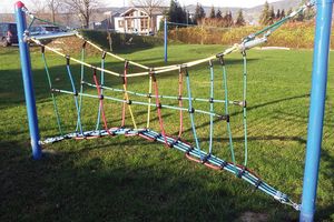 Climbing play - arch bridge, for robinia posts