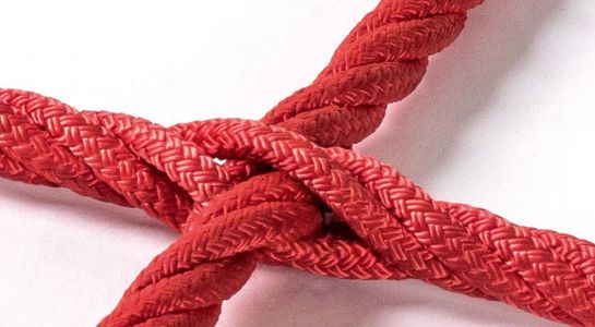 Kletternetze aus Ø 16 mm Herkulesseil  mit Kreuzstich-Verbindung