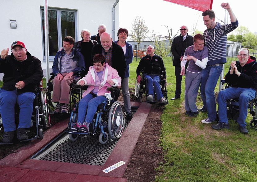 Wheelchair Trampoline "Rolli"