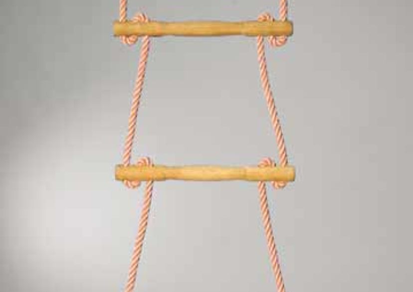 PP-Strickleiter mit Akazienholzsprossen