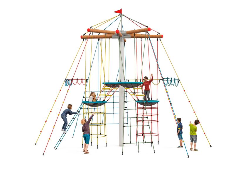 Bird‘s Nest Tree - wood crossbeams