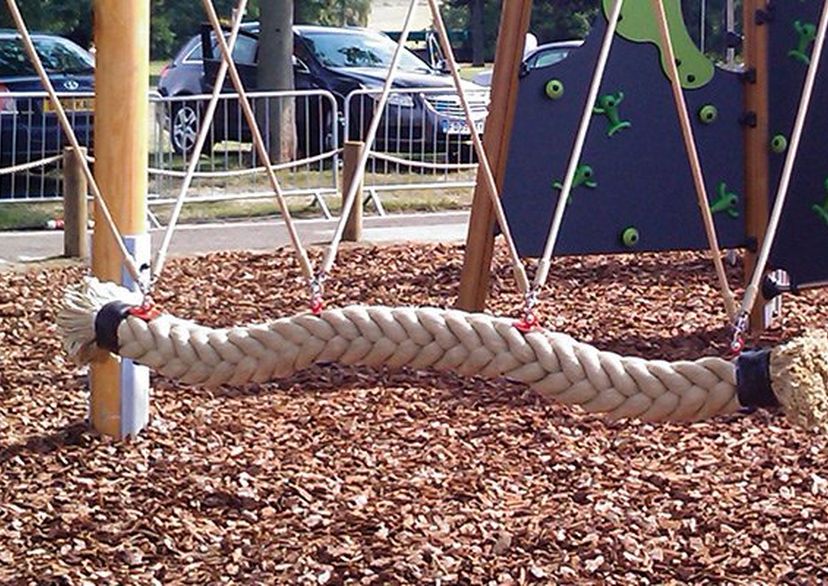 Super-Tampen-Swinger Mini, Standpfosten aus Douglasie